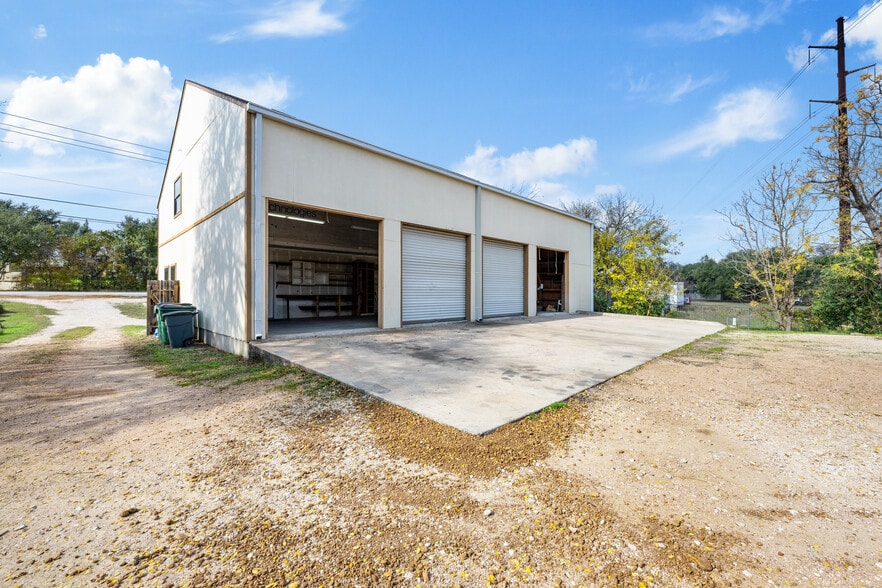 More Photos Of 5205 Hudson Bend Rd, Austin Light Manufacturing For Sale