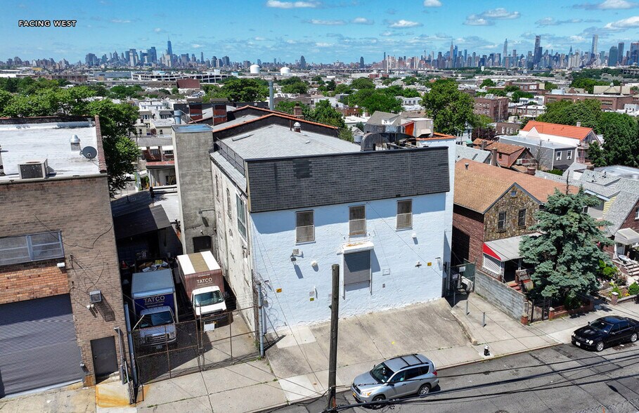 More Photos Of 58-18 64th St, Maspeth Manufacturing For Sale