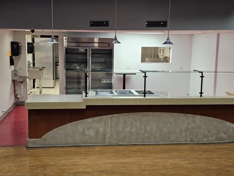 More Photos Of 210 3rd Ave SE, Cedar Rapids Office For Lease