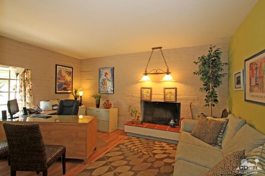 More Photos Of 51650 Avenida Bermudas, La Quinta Office For Lease