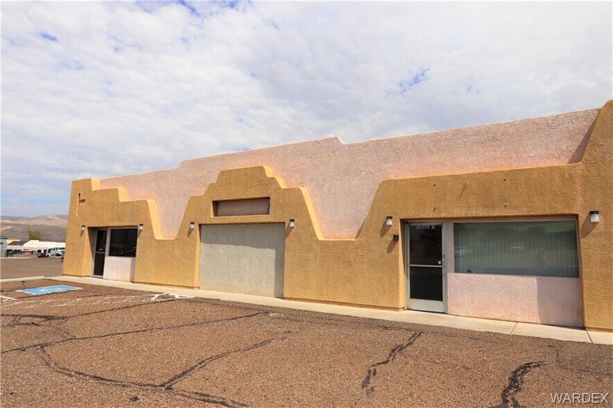 More Photos Of 1041 E Hancock Rd, Bullhead City Medical For Lease