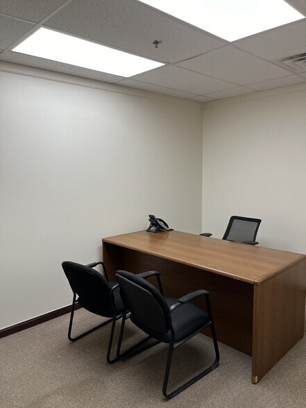 More Photos Of 13810-13854 Lakeside Cir, Sterling Heights Storefront Retail Office For Lease