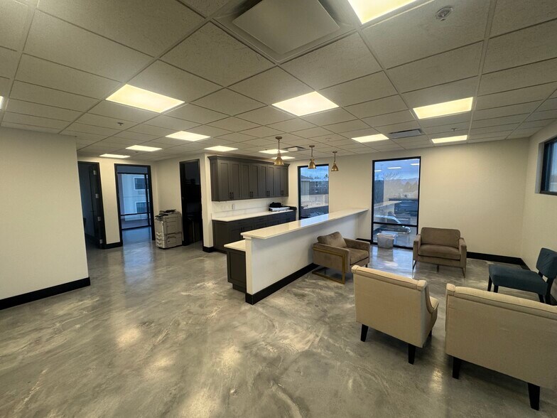 More Photos Of 7535 S Union Park Ave, Midvale Medical For Lease