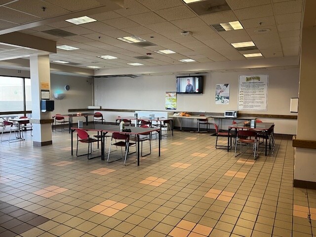 More Photos Of 3203 Avenue B, Lubbock Food Processing For Lease