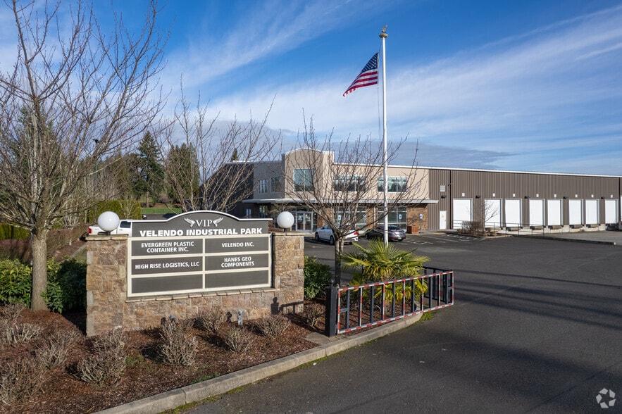 More Photos Of 6501 NE 47th Ave, Vancouver Manufacturing For Lease