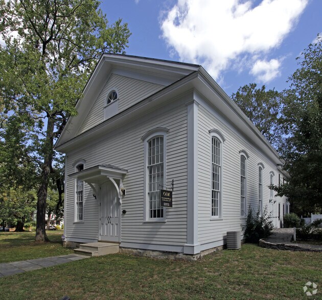 More Photos Of 10 Princeton Ave, Rocky Hill Loft Creative Space For Lease
