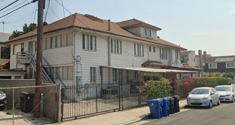 More Photos Of 903 Edgemont St, Los Angeles Congregate Senior Housing For Sale