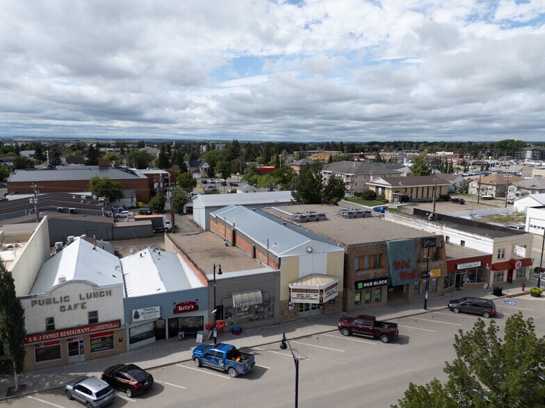 More Photos Of 4912 54 Av, Olds Storefront For Sale