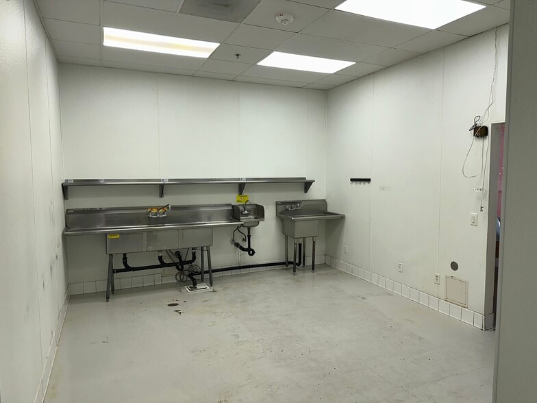 More Photos Of 612-620 E Carson St, Carson Apartments For Lease