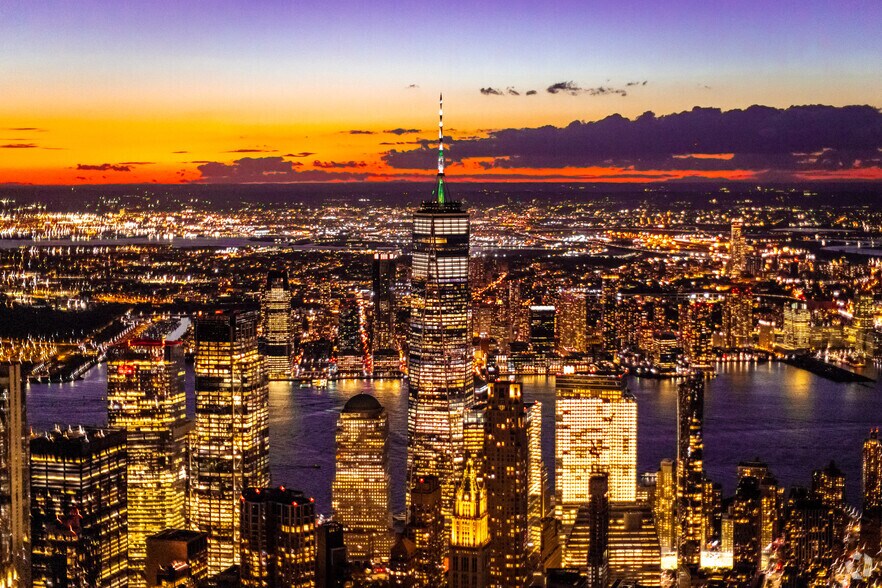 More Photos Of One World Trade Center, New York Office For Lease