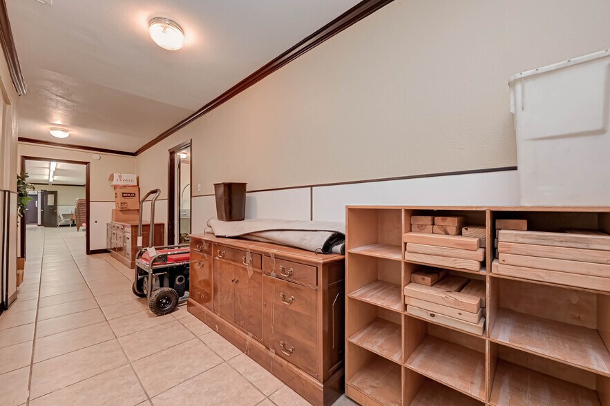 More Photos Of 3402 Amanda Ln, Houston Flex For Sale