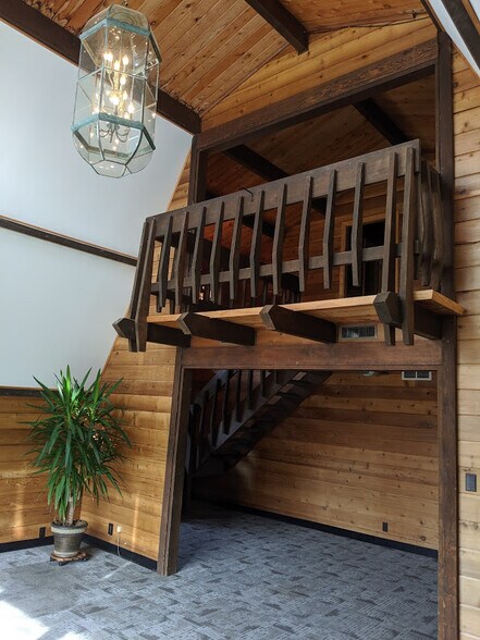 More Photos Of 1580-1590 Robinhood Dr, Etters Freestanding For Lease