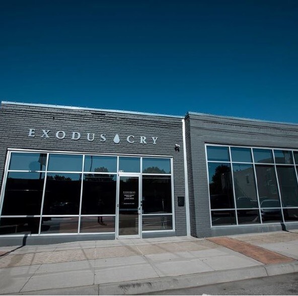 Primary Photo Of 714 Main St, Grandview Office For Lease