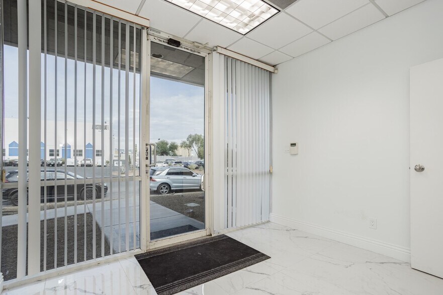 More Photos Of 3215 Birtcher Dr, Las Vegas Office For Lease