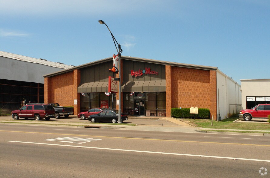 More Photos Of , Jackson General Retail For Sale