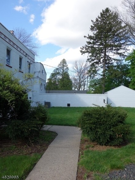 More Photos Of 155 Kilburn Pl, South Orange Office Residential For Lease