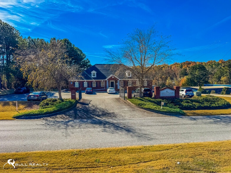 More Photos Of 100 Greystone Power Blvd, Dallas Medical For Lease