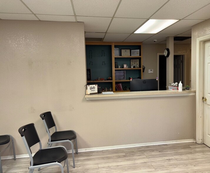 More Photos Of 23470 Olive Wood Plaza Dr, Moreno Valley Office Residential For Lease