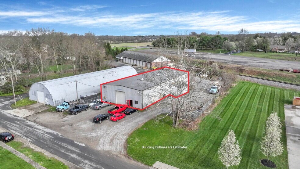 Primary Photo Of 146 W Borland St, Pickerington Warehouse For Lease