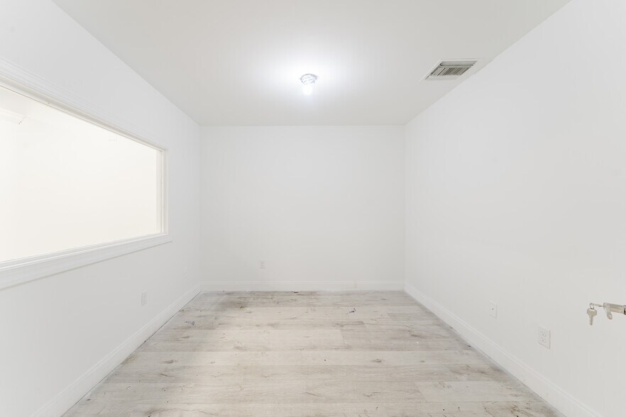 More Photos Of 851 SE 6th Ave, Delray Beach Unknown For Lease