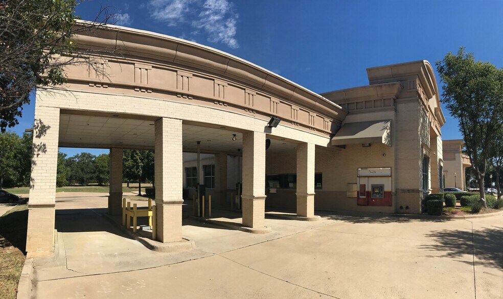 More Photos Of 1900 Ballpark Way, Arlington Medical For Lease