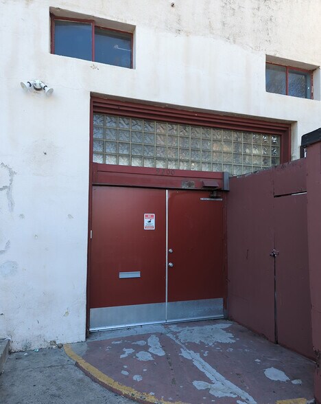 More Photos Of 9190-9214 Exposition Blvd, Los Angeles Warehouse For Sale