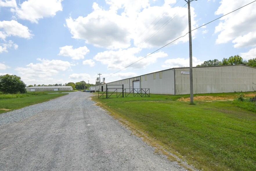 Primary Photo Of 28260 McKee Rd, Toney Industrial For Sale