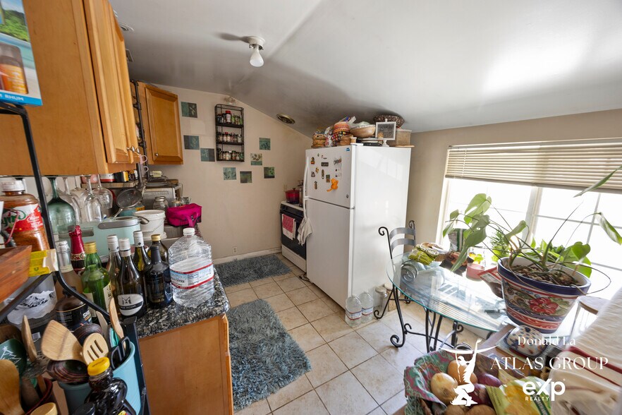 More Photos Of 190 S Craig Ave, Pasadena Multifamily For Sale