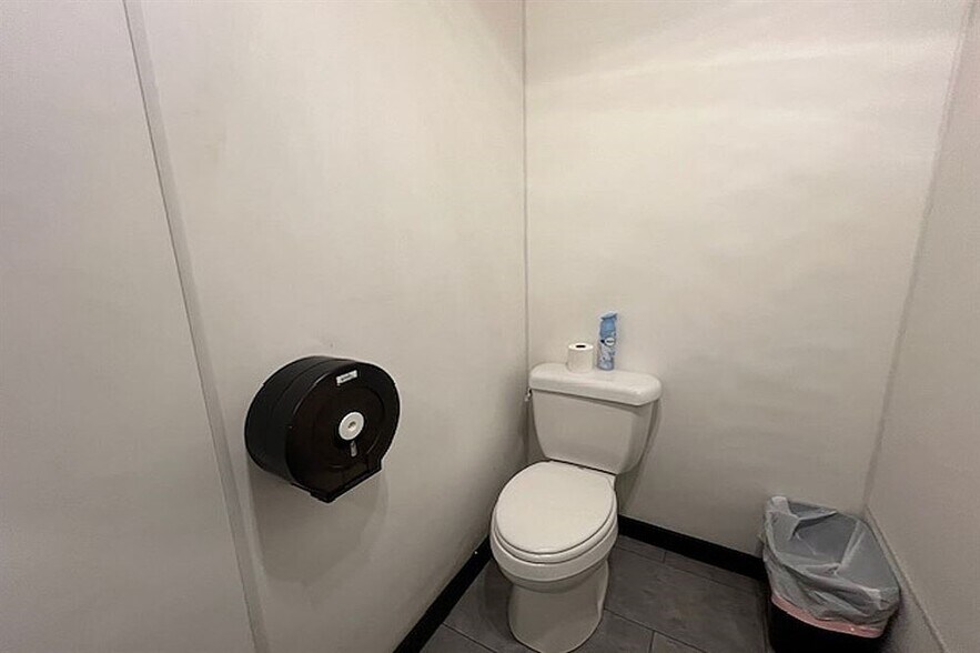 More Photos Of 105 Johnson Ave N, Fosston Storefront For Sale