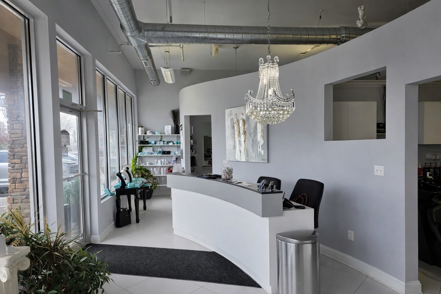 More Photos Of 4720 French Rd, East Amherst General Retail For Sale