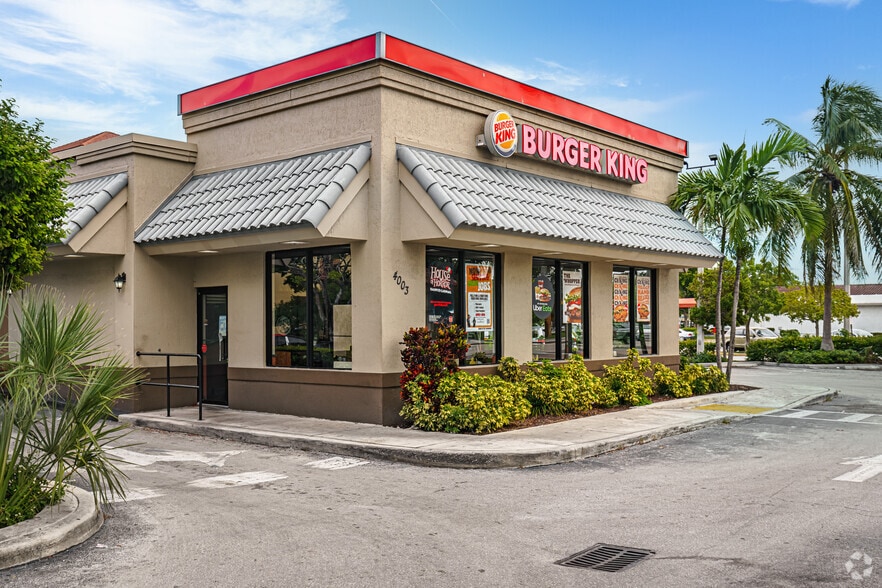 More Photos Of 3201-3383 N State Road 7, Lauderdale Lakes Unknown For Lease