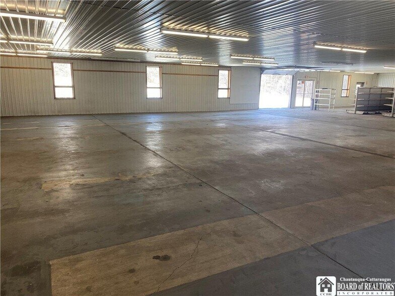 More Photos Of 1341 NY-19, Wellsville Auto Repair For Sale