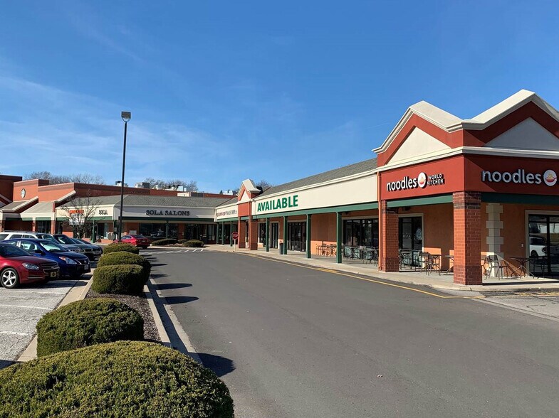 More Photos Of 7600-7620 State Line Rd, Prairie Village Unknown For Lease