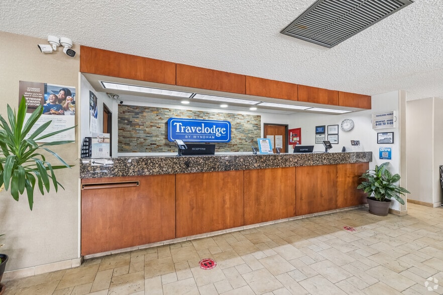 More Photos Of 4703 N Freeway Rd, Pueblo Hotel For Sale