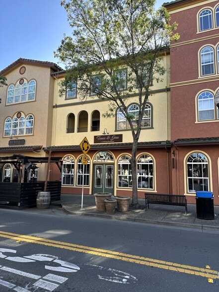 More Photos Of 9057-9061 Windsor Rd, Windsor General Retail For Sale