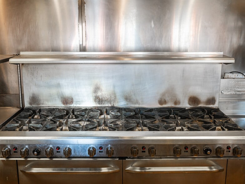 More Photos Of 24-28 Wall St, Asheville Storefront Retail Office For Lease