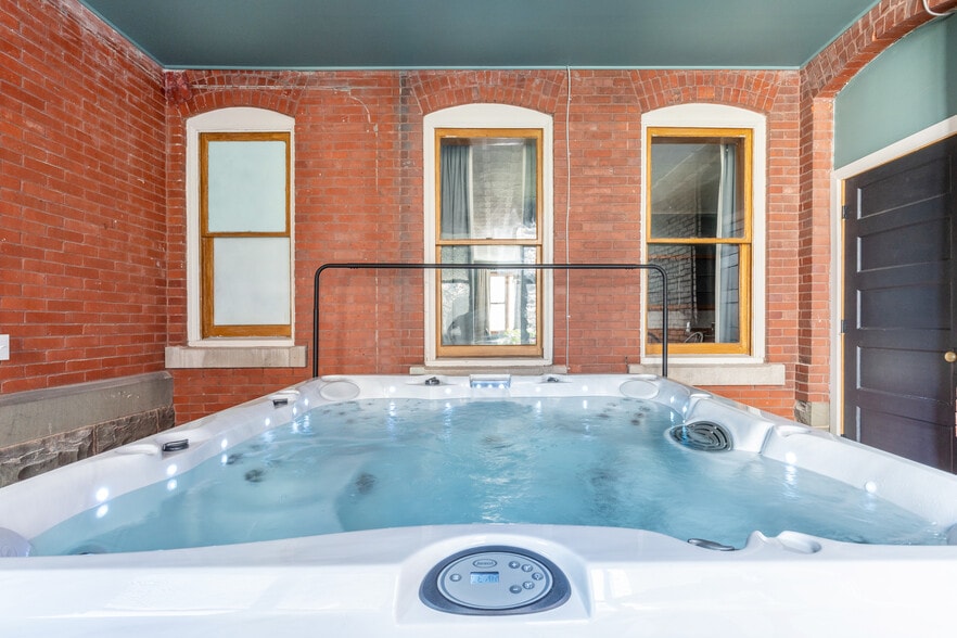 More Photos Of 124 E Abbott St, Lansford Specialty For Sale