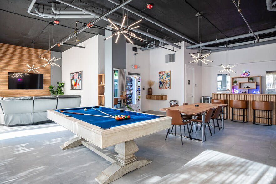 More Photos Of 2100 Miami Rd, Fort Lauderdale Apartments For Sale