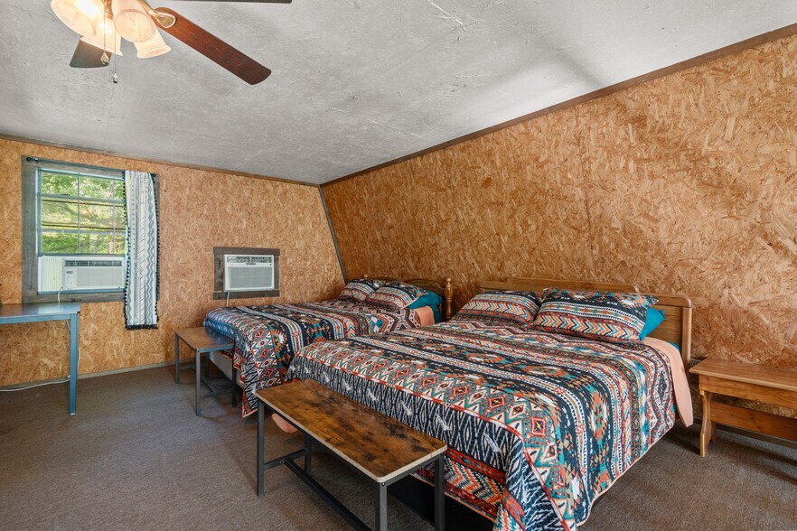 More Photos Of 122 Ouachita River Haven Rd, Pencil Bluff Hotel For Sale