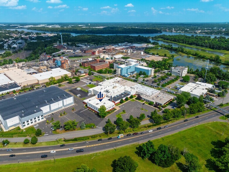 More Photos Of 310 George Patterson Blvd, Bristol Office For Sale