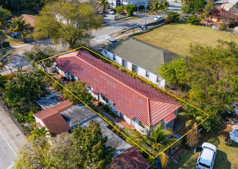 More Photos Of 8213 NE 1st Ave, Miami Apartments For Sale