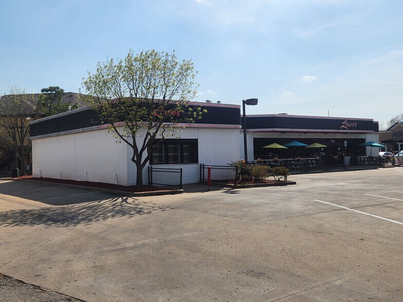 More Photos Of 6310 E 101st St, Tulsa Restaurant For Sale