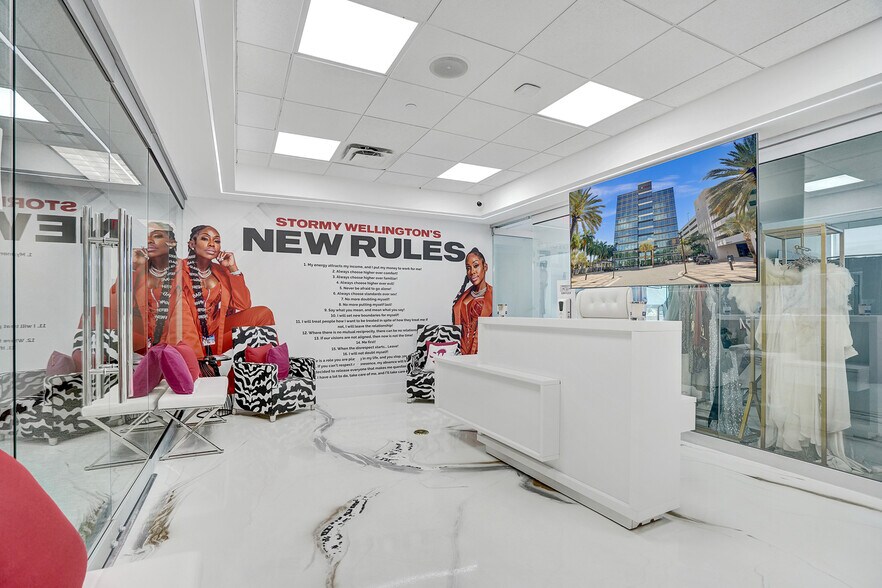 More Photos Of 18851 NE 29th Ave, Aventura Office For Lease