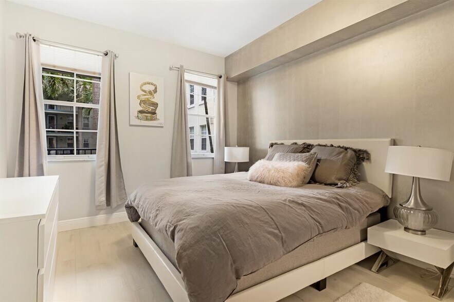 More Photos Of 533 NE 3rd Ave, Fort Lauderdale Apartments For Sale