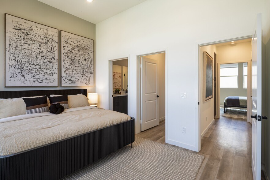 More Photos Of 1771 W Blake Ave, Los Angeles Apartments For Lease