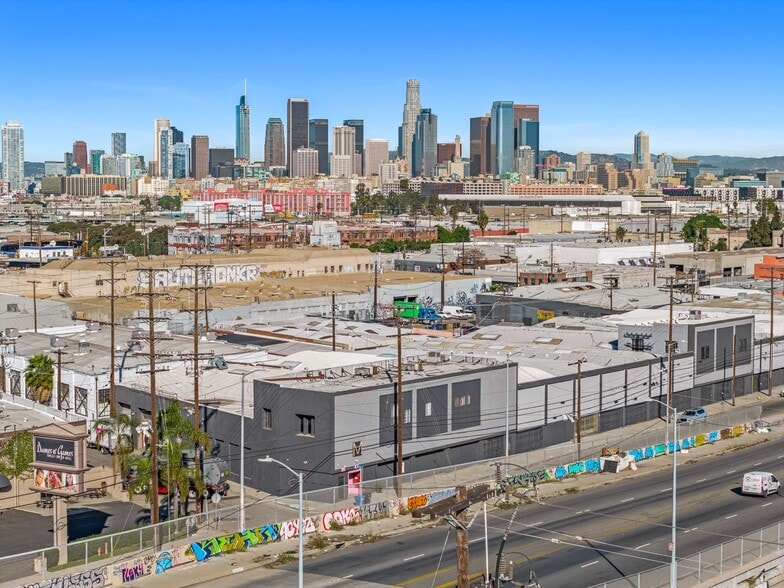 More Photos Of 2023-2043 S Santa Fe Ave, Los Angeles Unknown For Lease