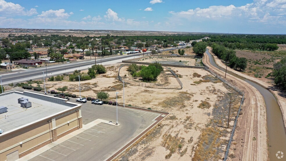 More Photos Of SEC Horizon & North Loop, Socorro Land For Sale