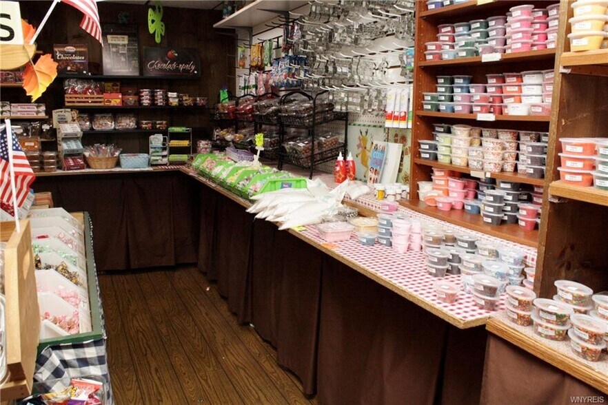More Photos Of 3333 Lockport Olcott Rd, Newfane Restaurant For Sale