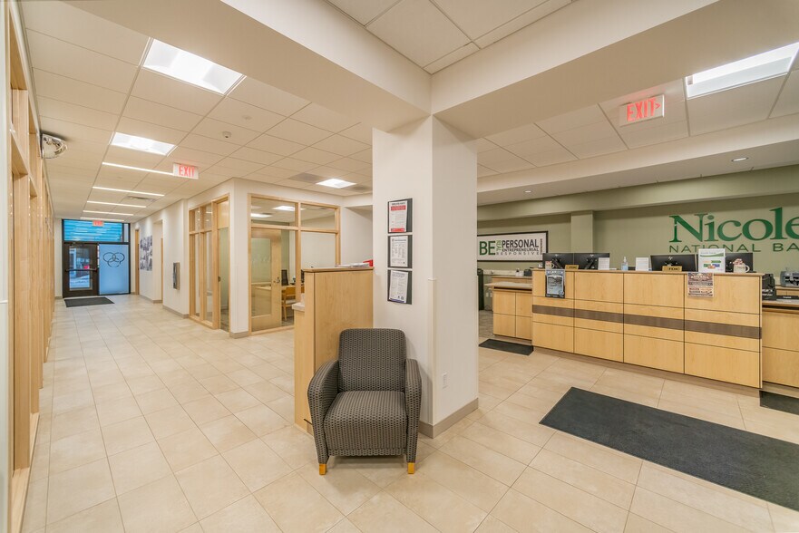 More Photos Of 100-106 S Main st, Ishpeming Bank For Sale