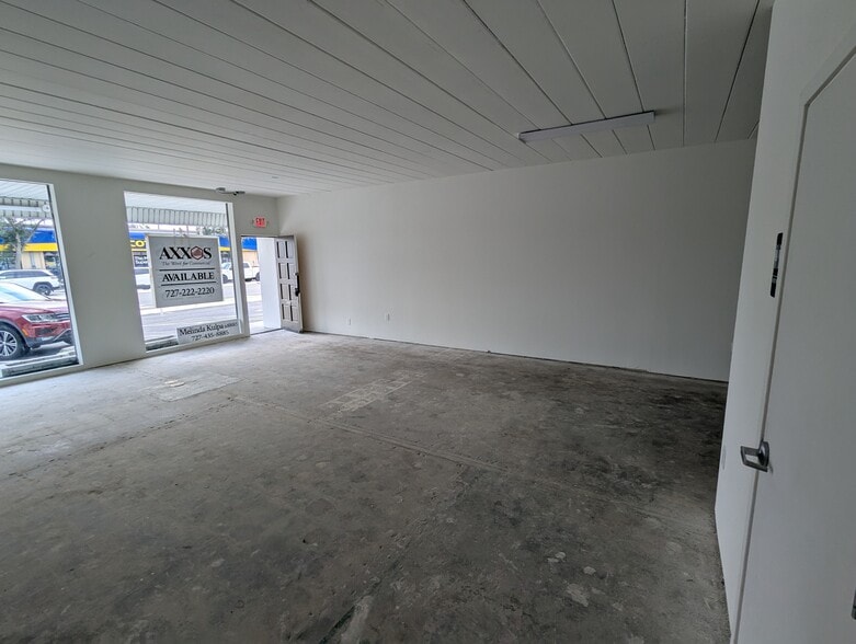 More Photos Of 6817 Central Ave, Saint Petersburg Storefront Retail Office For Lease